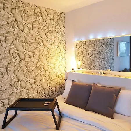 Apartment Cosy Between And Paris